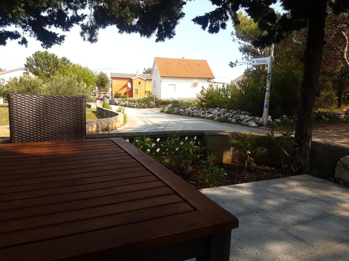 Villa Niva วีร์ ภายนอก รูปภาพ
