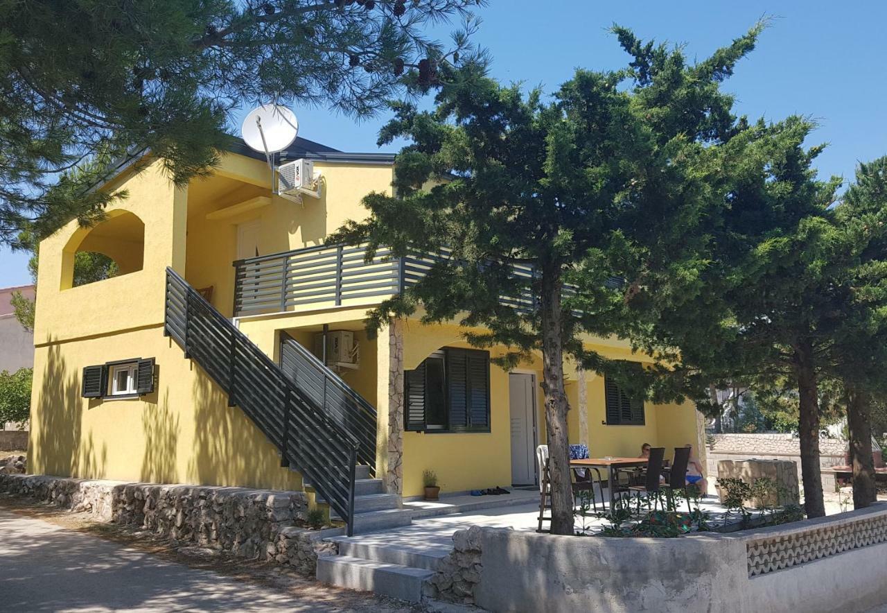 Villa Niva วีร์ ภายนอก รูปภาพ