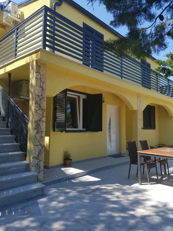 Villa Niva วีร์ ภายนอก รูปภาพ